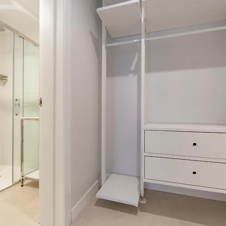 Housing Puente De San Lorenzo Guest house *