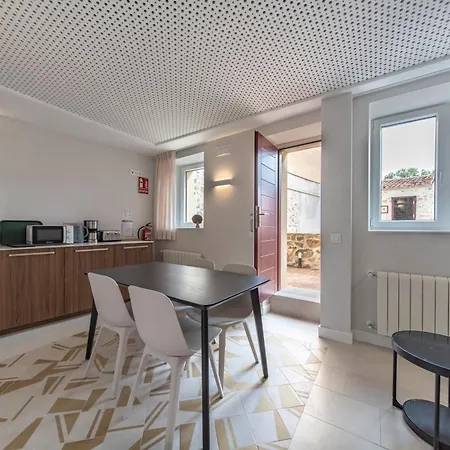 Housing Puente De San Lorenzo Гостевой дом *