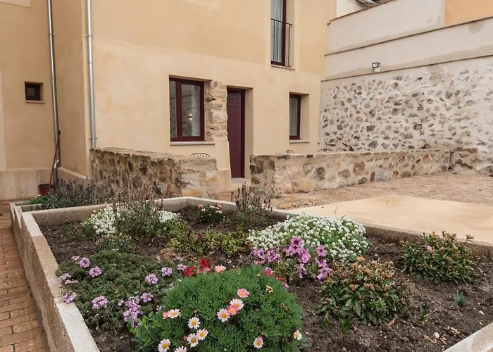 Housing Puente De San Lorenzo