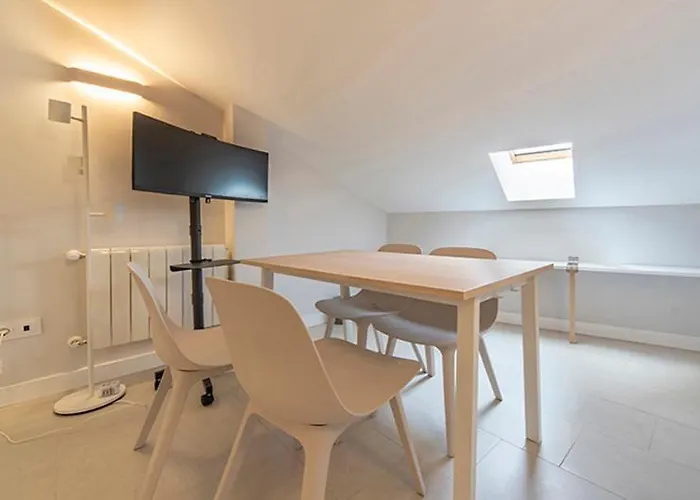 Guest house Housing Puente De San Lorenzo *